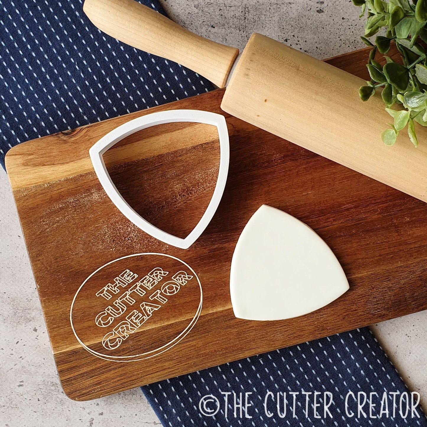 Rounded Triangle Cutter