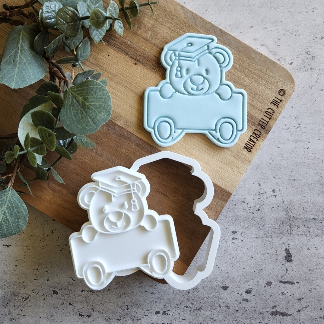 Graduation Bear Plaque Cutter & Stamp - Impression