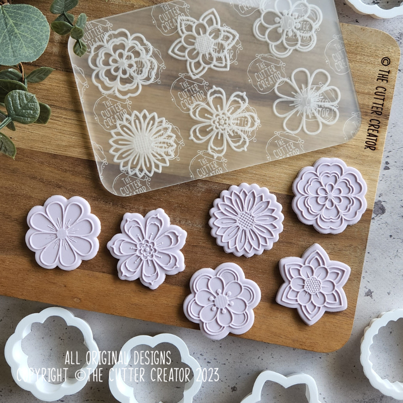Mini Flowers - Raised