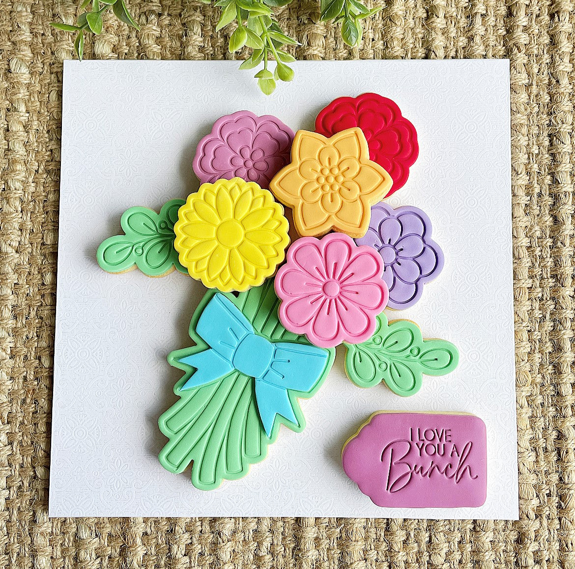 Leafy Stem Cutter & Stamp - Impression