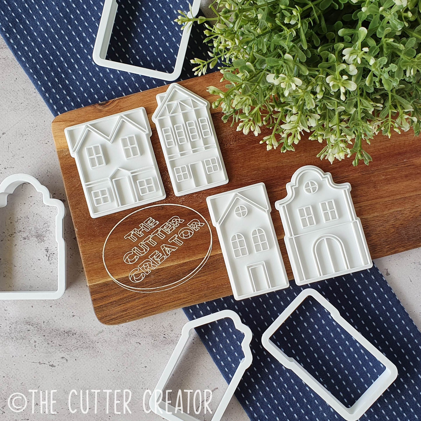 Mini Christmas Village - Set of 4
