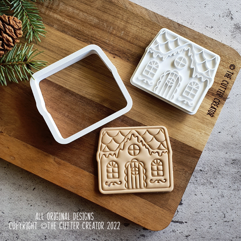 Gingerbread House Cutter & Stamp - Impression