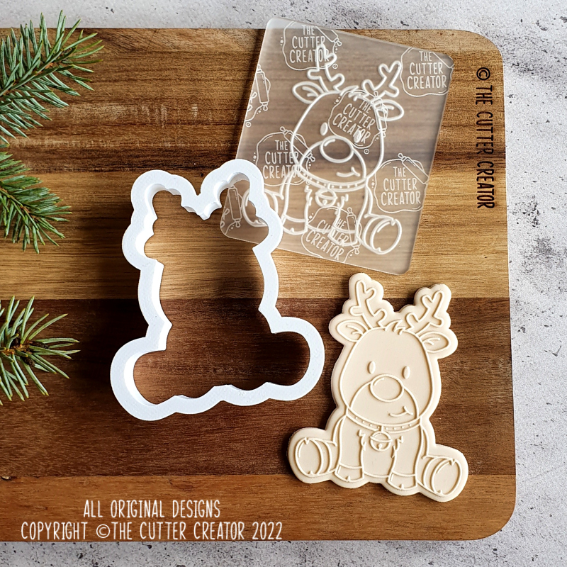 Sitting Reindeer Cutter & Stamp - Raised