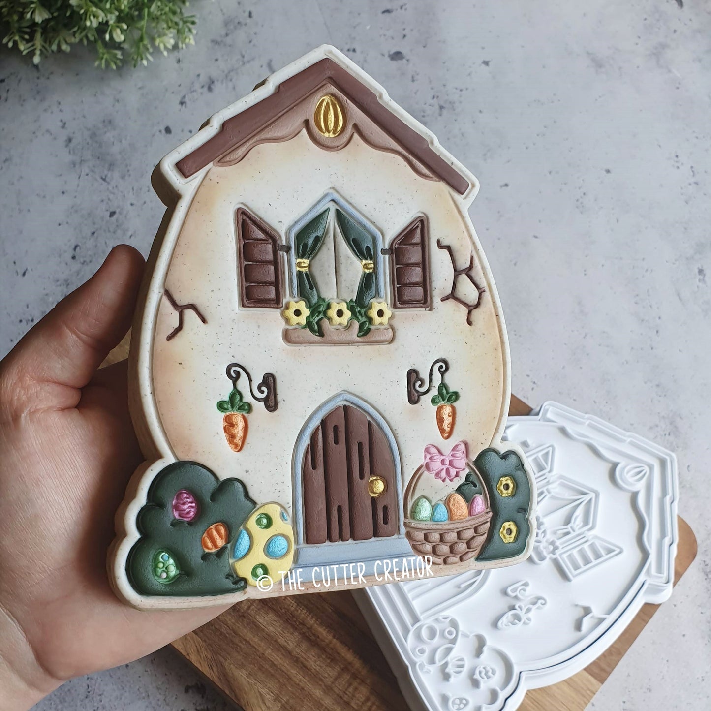 Giant Easter Egg House - Cookie Cutter STL File