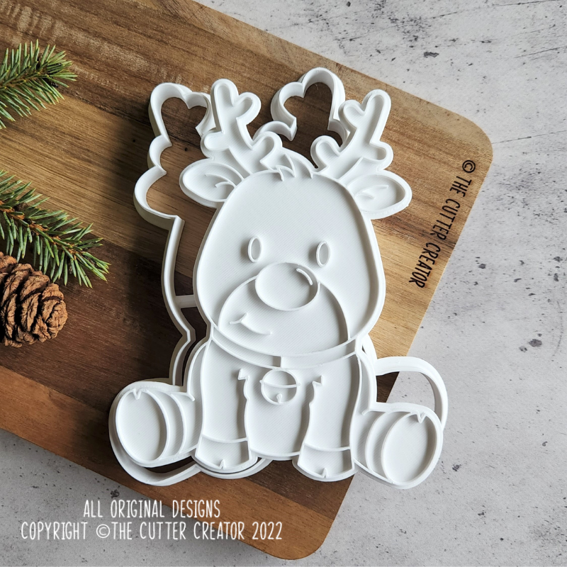 GIANT Reindeer Cutter & Stamp